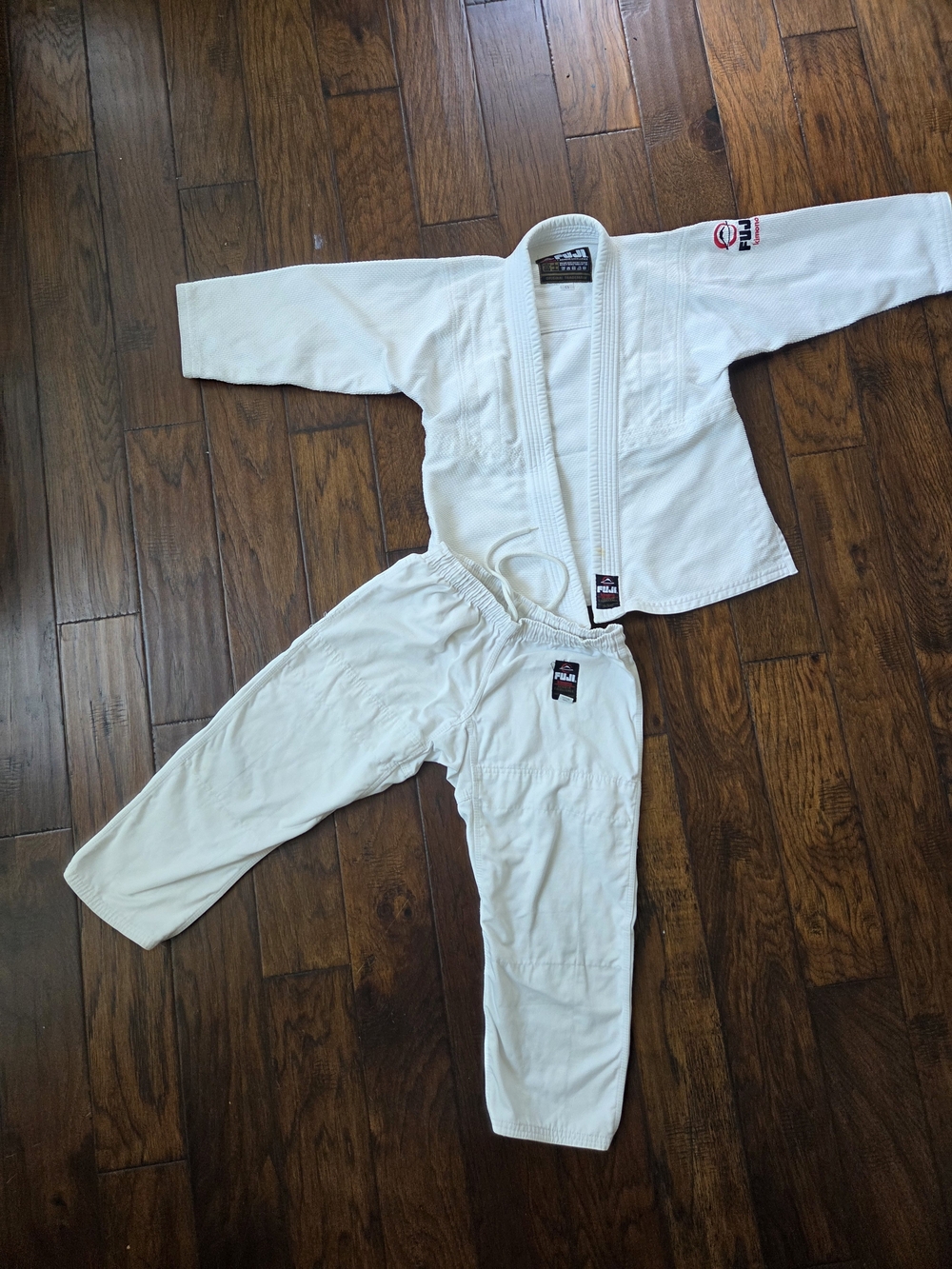Fuji Sports Judo GI Kimono Jiu-Jitsu Kids White Cotton Size C1